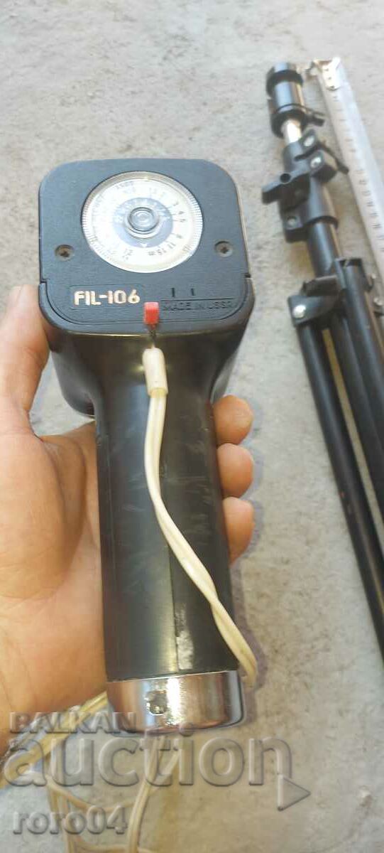 PHOTO FLASH - TRIPOD - WORKS - 6