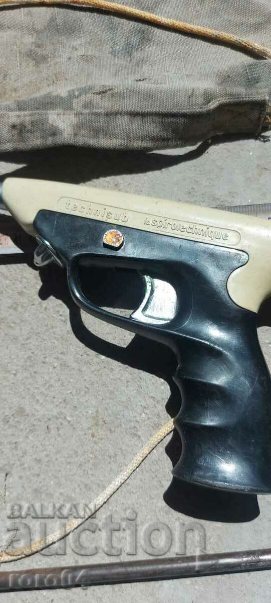 Auction HARPOON - JAGUAR - JAMES BOND Auction HARPOON - JAGUAR - JAMES BOND