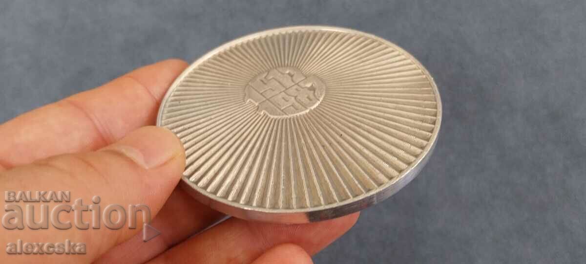 Auction Old plaque - USSR Auction Old plaque - USSR