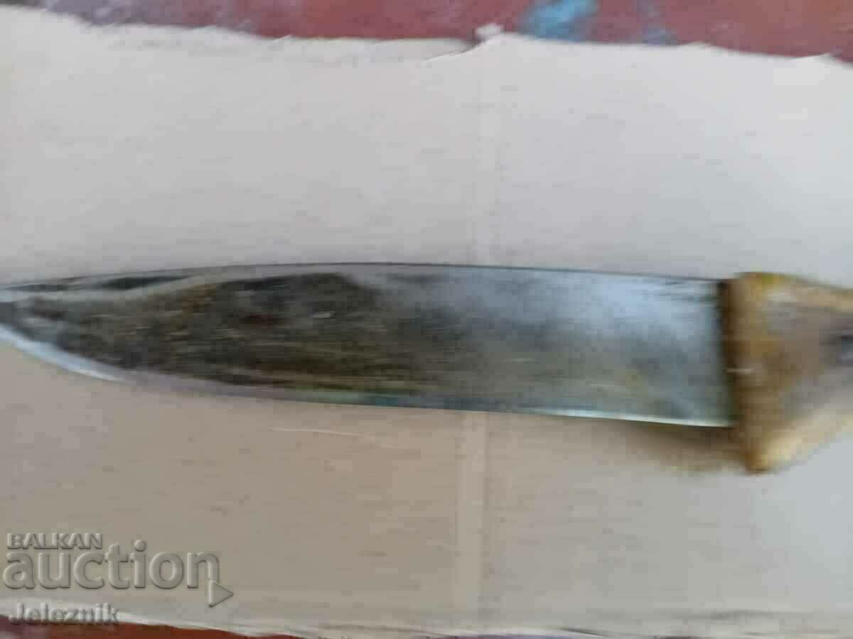 Стар ловджийски,хайдушки нож,острие,кама с цена € 33.23 | 64.99 лв.