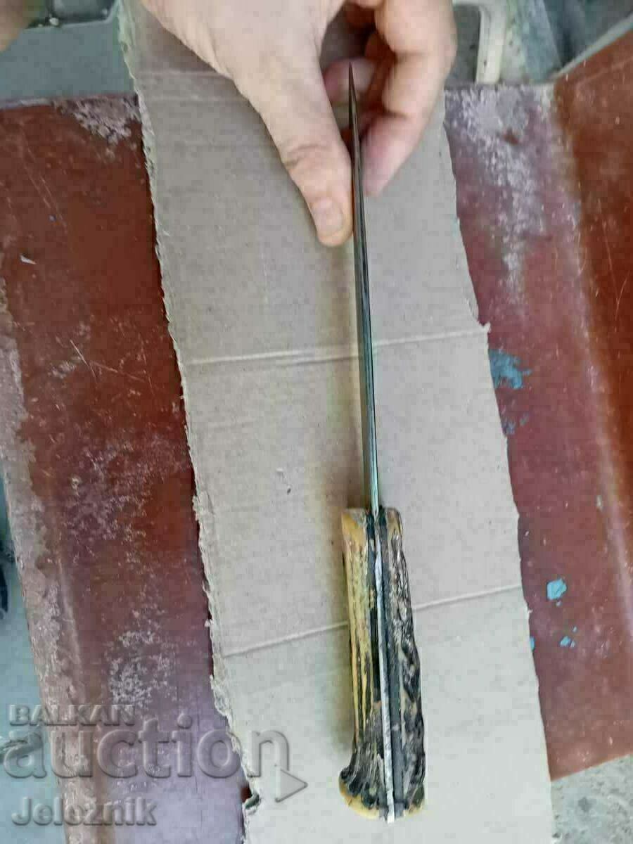 Livrarea Cuțit de vânătoare vechi, lamă, pumnal