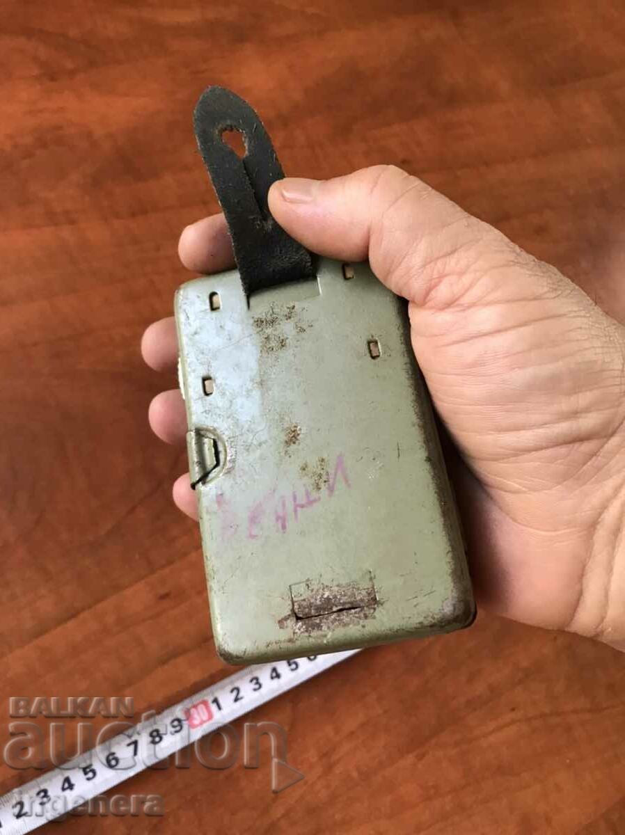 LANTERN FLASHLIGHT SPOTLIGHT METAL - 5 LANTERN FLASHLIGHT SPOTLIGHT METAL - 5