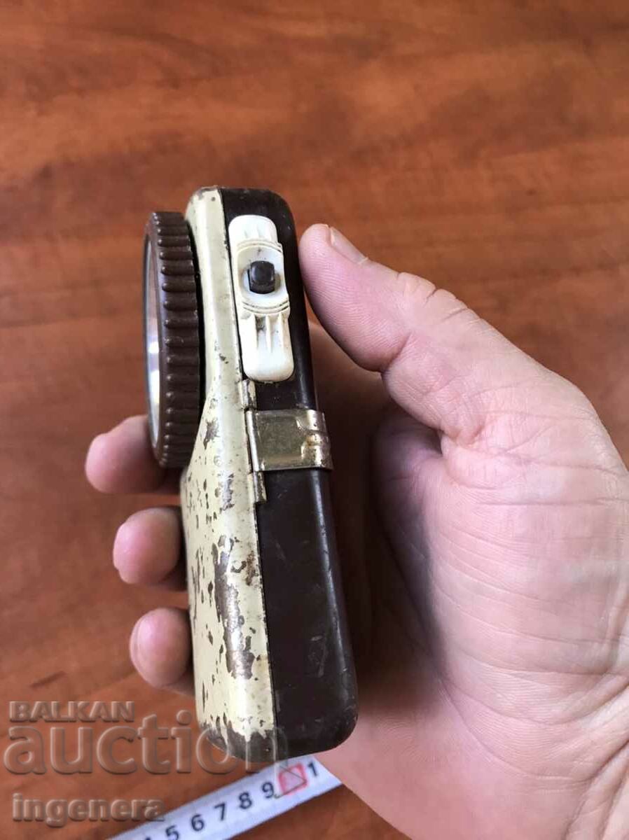 Delivery of LANTERN FLASHLIGHT SPOTLIGHT METAL Delivery of LANTERN FLASHLIGHT SPOTLIGHT METAL