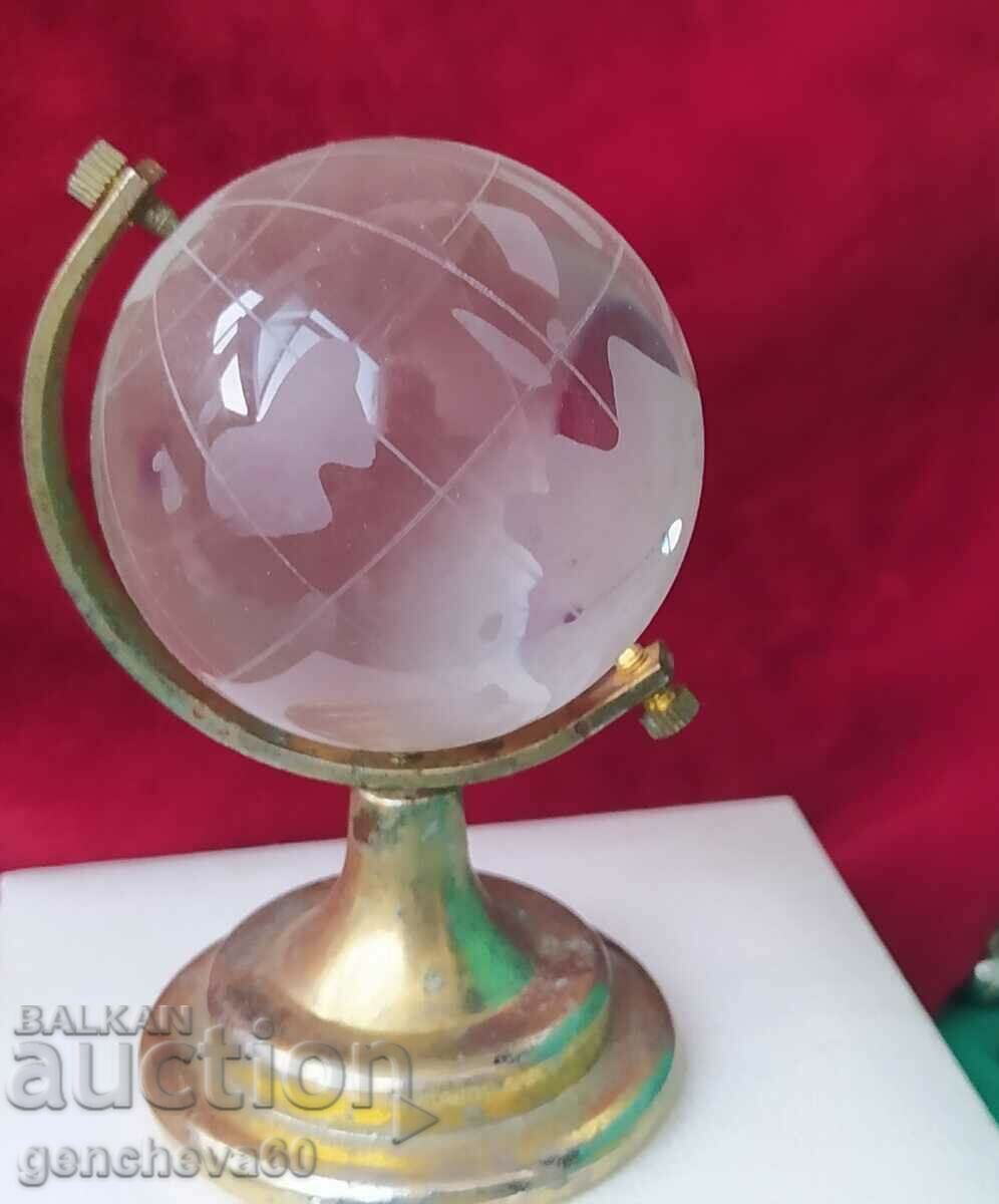 Crystal glass globe