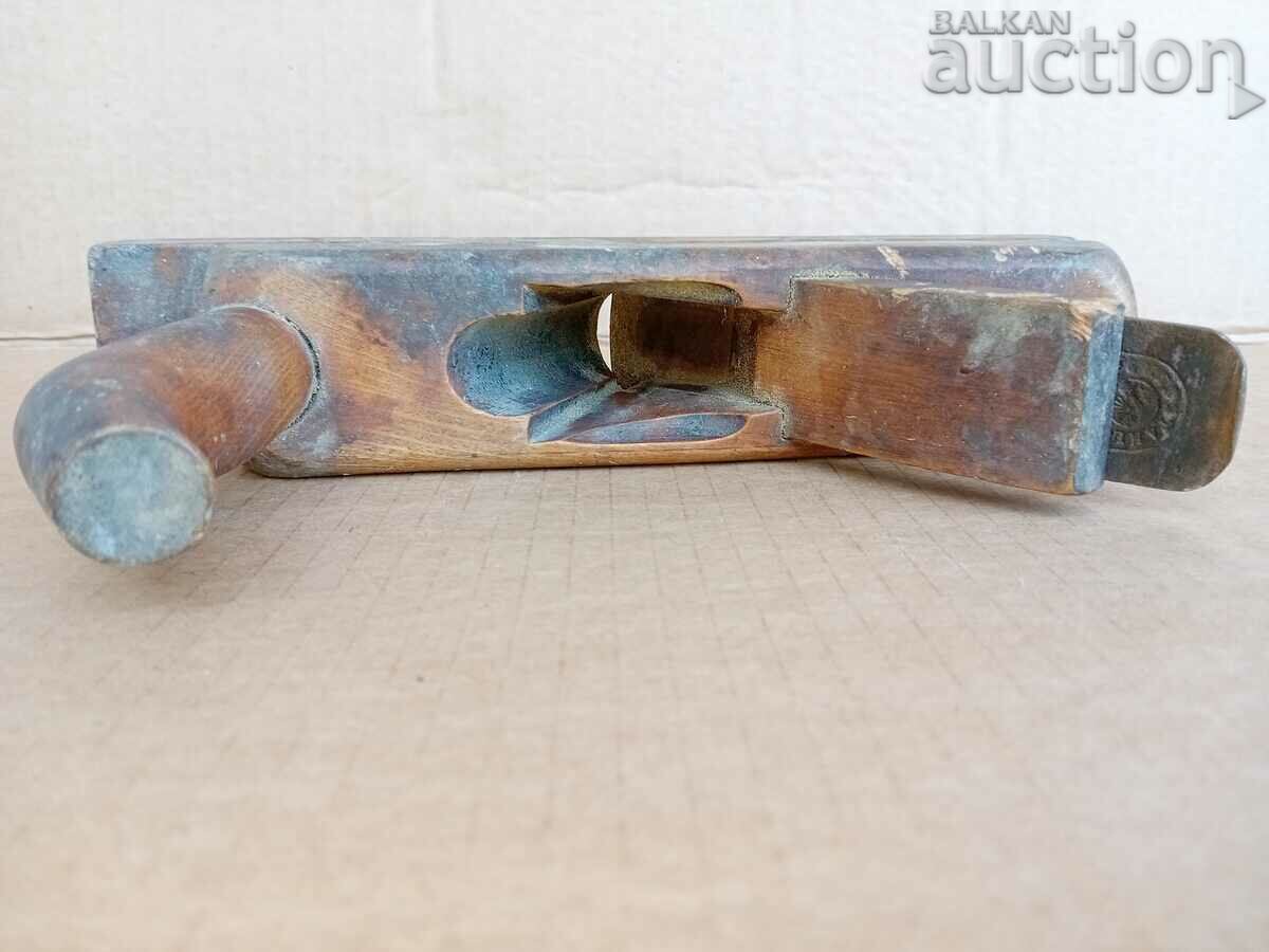 Delivery of antique primitive woodworking planer mark Delivery of antique primitive woodworking planer mark