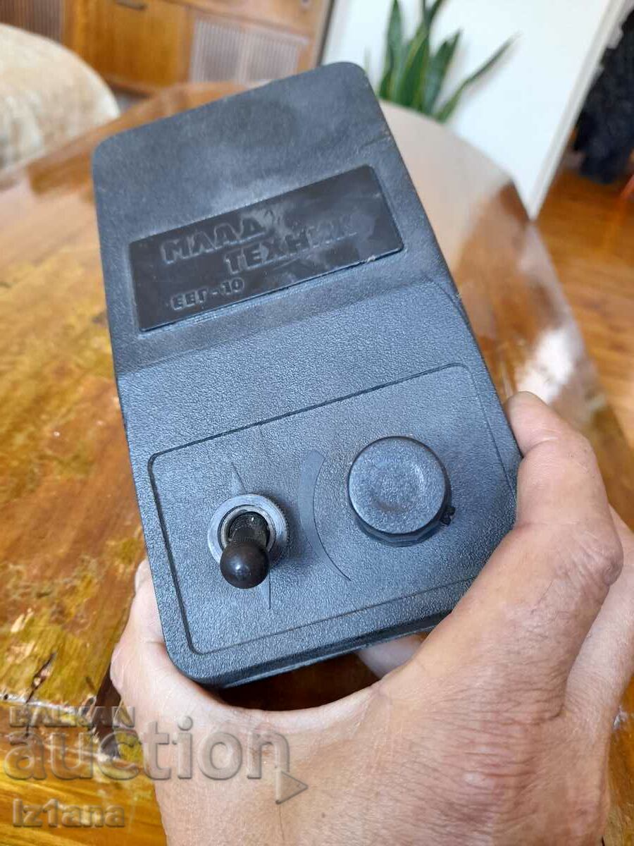 Auction Old power supply Young Technician EEG-10 Auction Old power supply Young Technician EEG-10