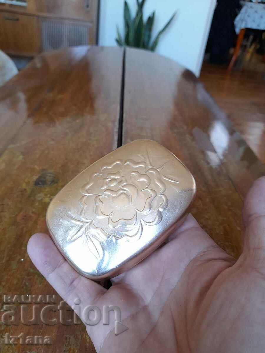 Old soap dish, Dama soap with price 32.00 BGN | € 16.36 Old soap dish, Dama soap with price 32.00 BGN | € 16.36