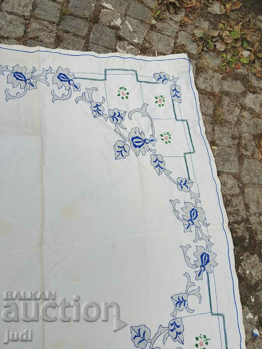 Auction Large tablecloth embroidery Auction Large tablecloth embroidery