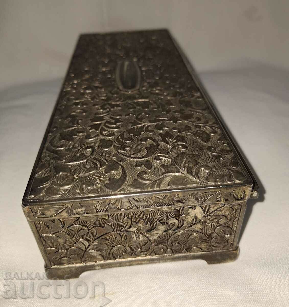 Old large heavy silver plated jewelry box - 7 Old large heavy silver plated jewelry box - 7