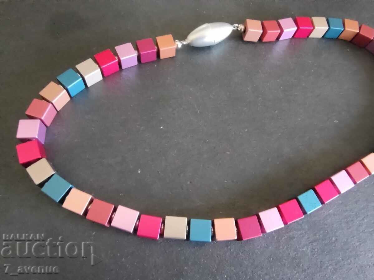 NECKLACE branded unique beautiful 14.08.24 with price 99.00 BGN | € 50.62 NECKLACE branded unique beautiful 14.08.24 with price 99.00 BGN | € 50.62