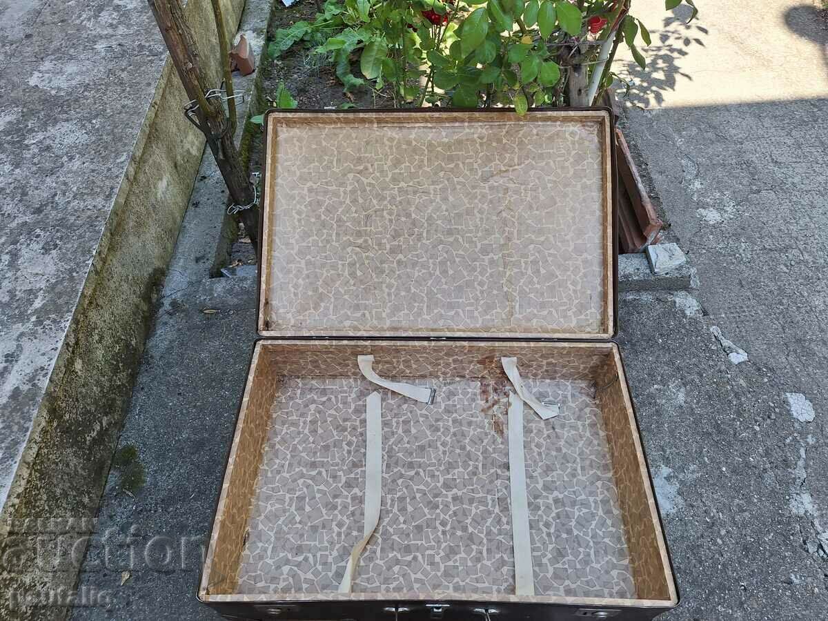 OLD TRAVEL SUITCASE CZECHOSLOVAKIA - 5 OLD TRAVEL SUITCASE CZECHOSLOVAKIA - 5