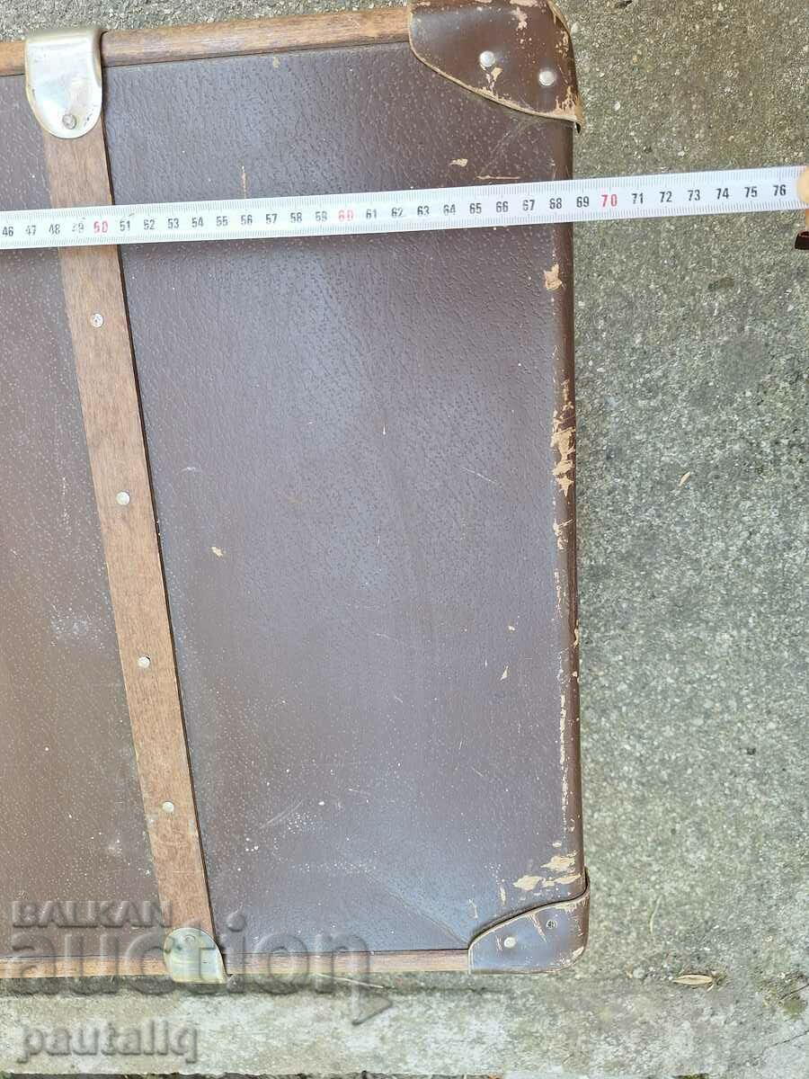 OLD TRAVEL SUITCASE CZECHOSLOVAKIA - 6 OLD TRAVEL SUITCASE CZECHOSLOVAKIA - 6