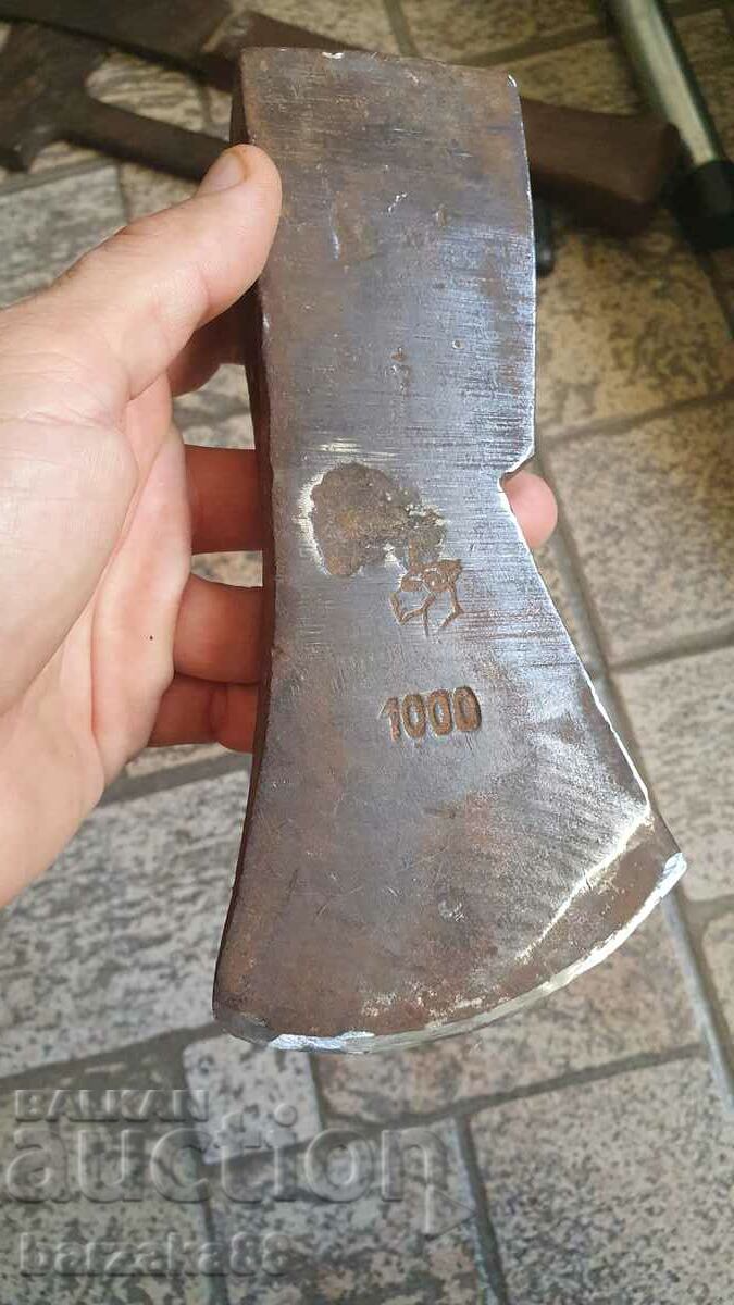 Old ax Ax Pandel 1000 grams