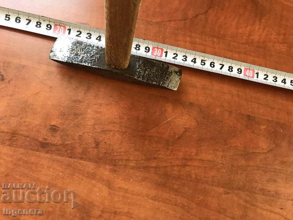 Auction HAMMER HAMMER OLD GLUING TOOL Auction HAMMER HAMMER OLD GLUING TOOL