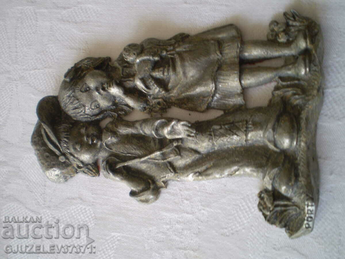 Delivery of Antique pewter composition two children PORT