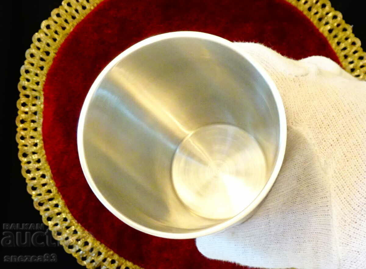 Pewter bowl/mug with Cupid, Dionysus, hunting theme - 6 Pewter bowl/mug with Cupid, Dionysus, hunting theme - 6