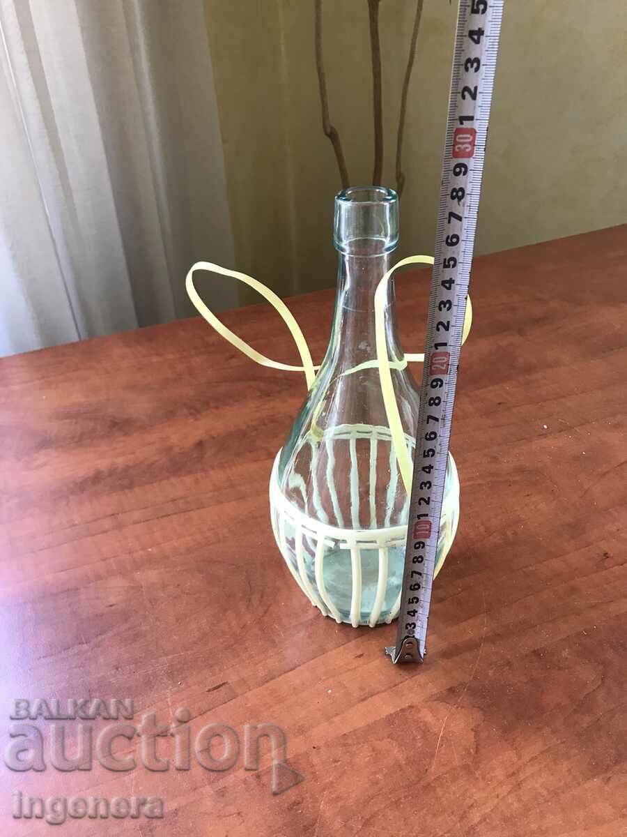 BOTTLE BOTTLE BRAIDED FROM SOCA 1 LITER WITH WOODEN CAP with price 28.00 BGN | € 14.32 BOTTLE BOTTLE BRAIDED FROM SOCA 1 LITER WITH WOODEN CAP with price 28.00 BGN | € 14.32