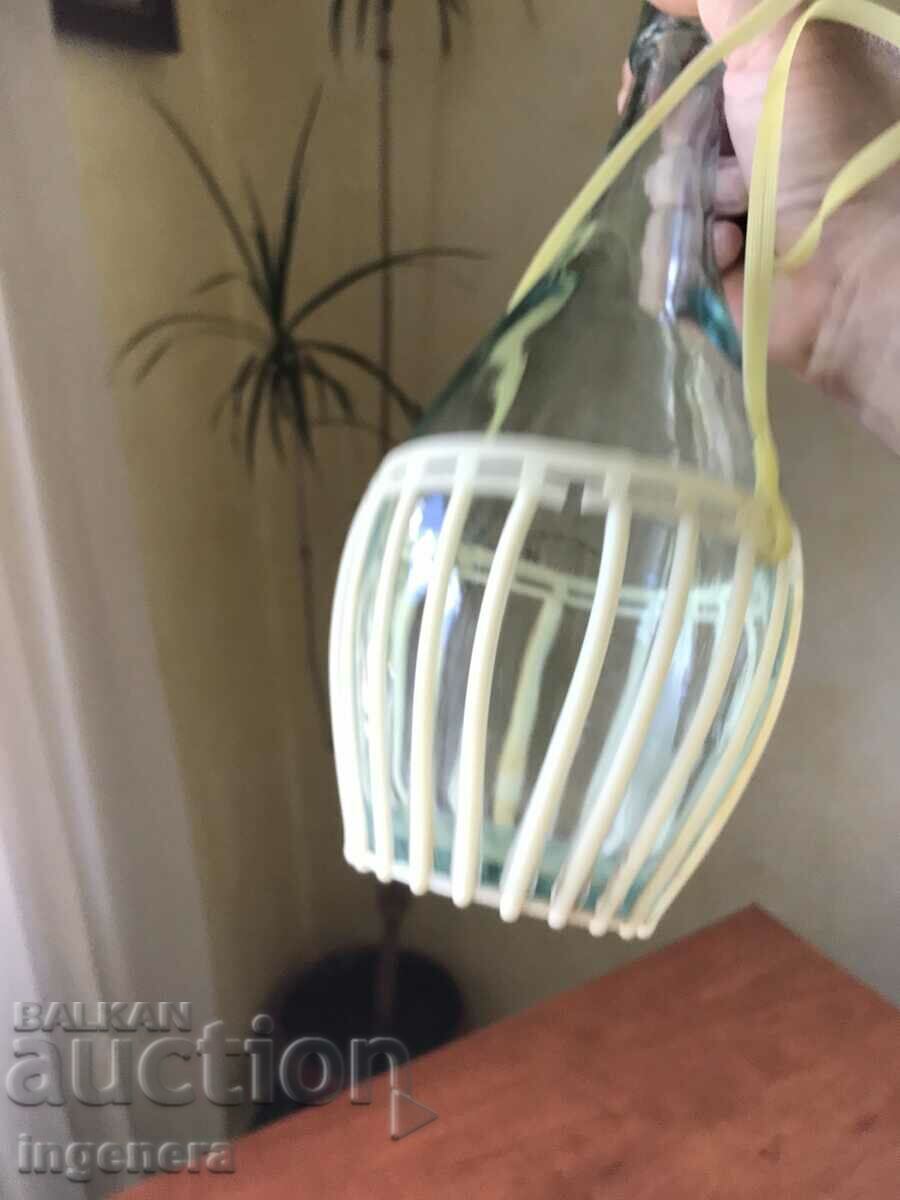 Delivery of BOTTLE BOTTLE BRAIDED FROM SOCA 1 LITER WITH WOODEN CAP Delivery of BOTTLE BOTTLE BRAIDED FROM SOCA 1 LITER WITH WOODEN CAP