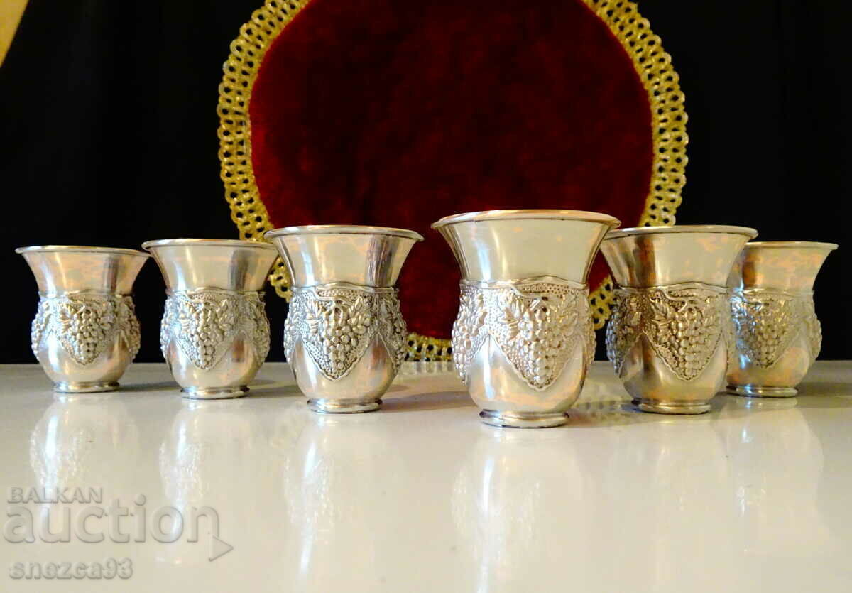 Silver-plated glasses for brandy, 6 pcs., embossed grapes. Silver-plated glasses for brandy, 6 pcs., embossed grapes.