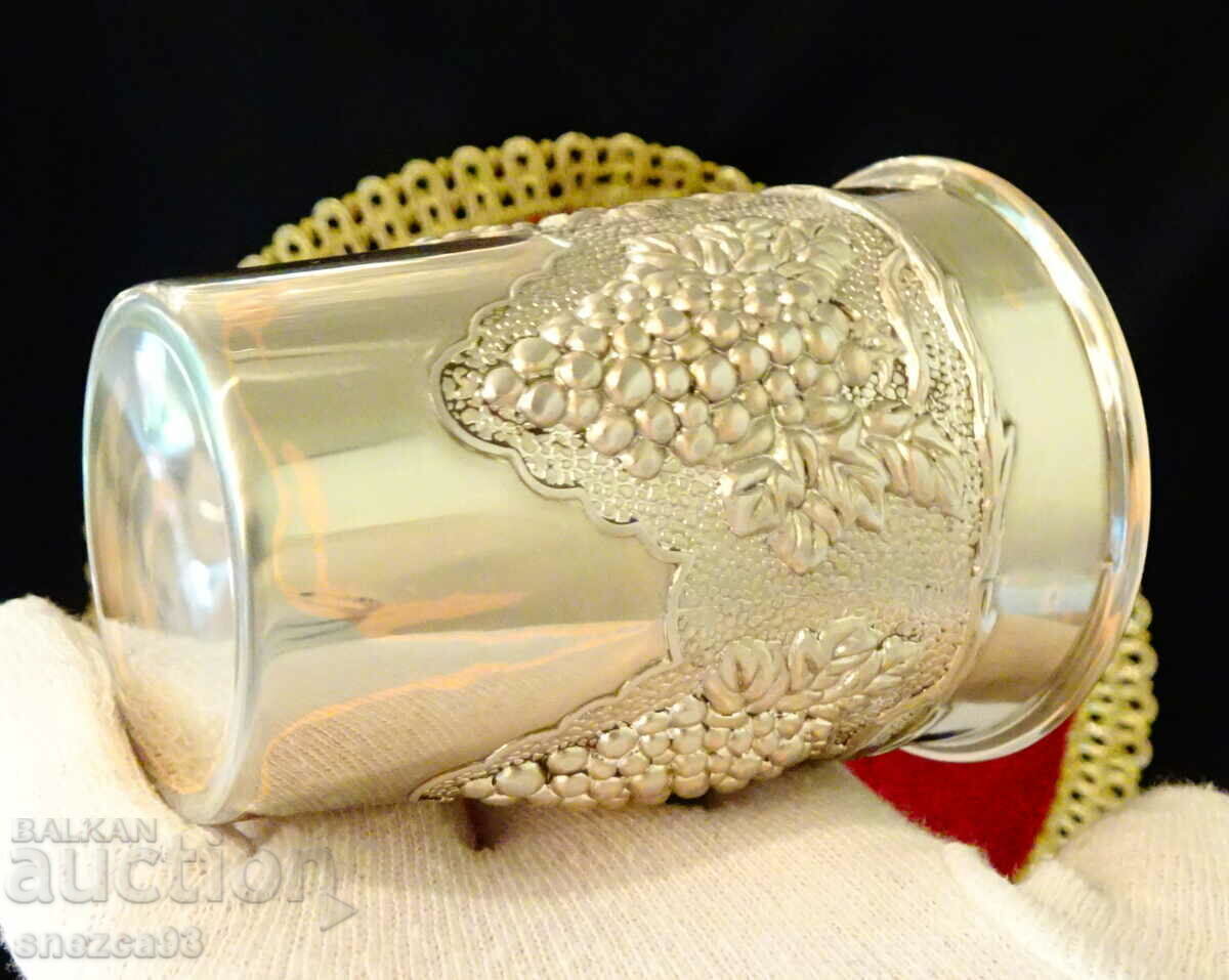 Delivery of Silver-plated wine glass, embossed grapes.