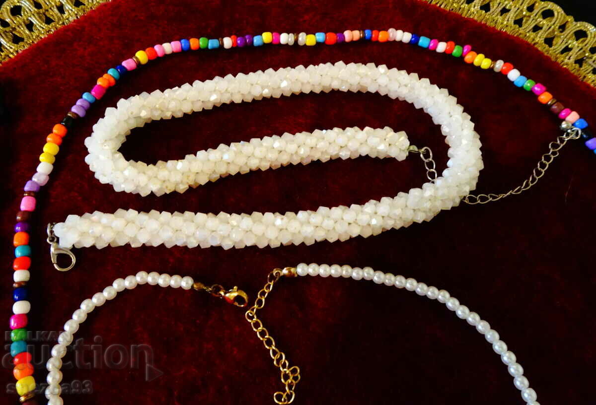 Lot of jewelry 4 pieces. with price 12.00 BGN | € 6.14