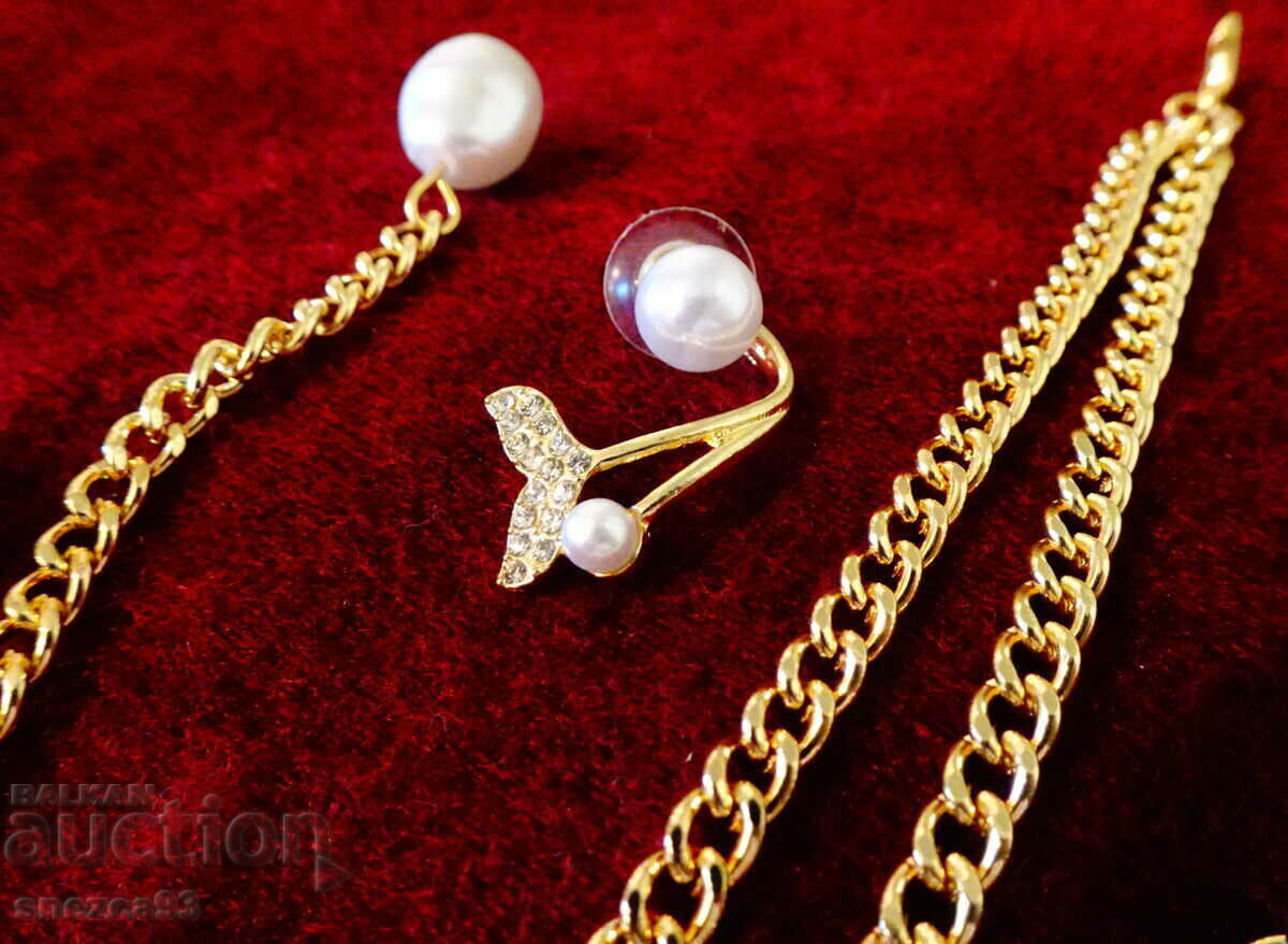 Lot of jewelry 3 pieces. with price 5.00 BGN | € 2.56 Lot of jewelry 3 pieces. with price 5.00 BGN | € 2.56