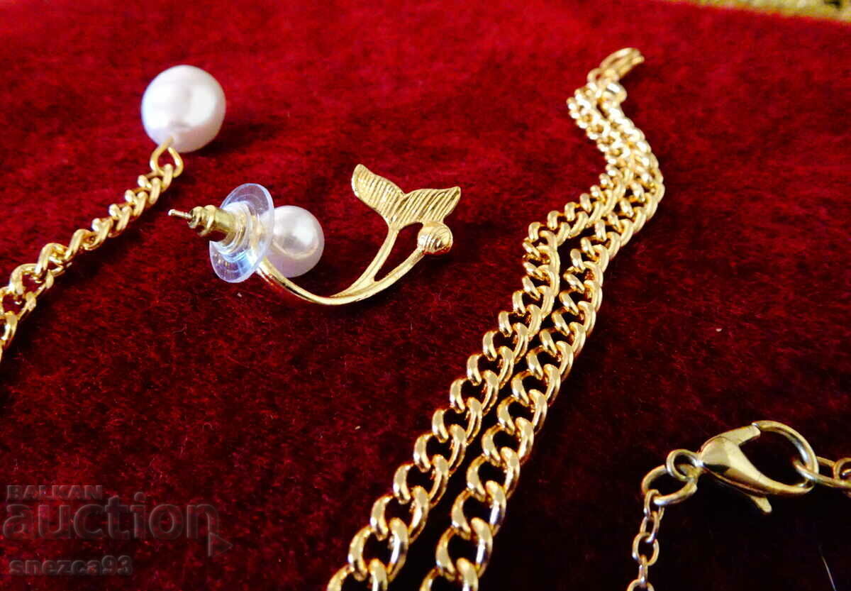 Auction Lot of jewelry 3 pieces. Auction Lot of jewelry 3 pieces.