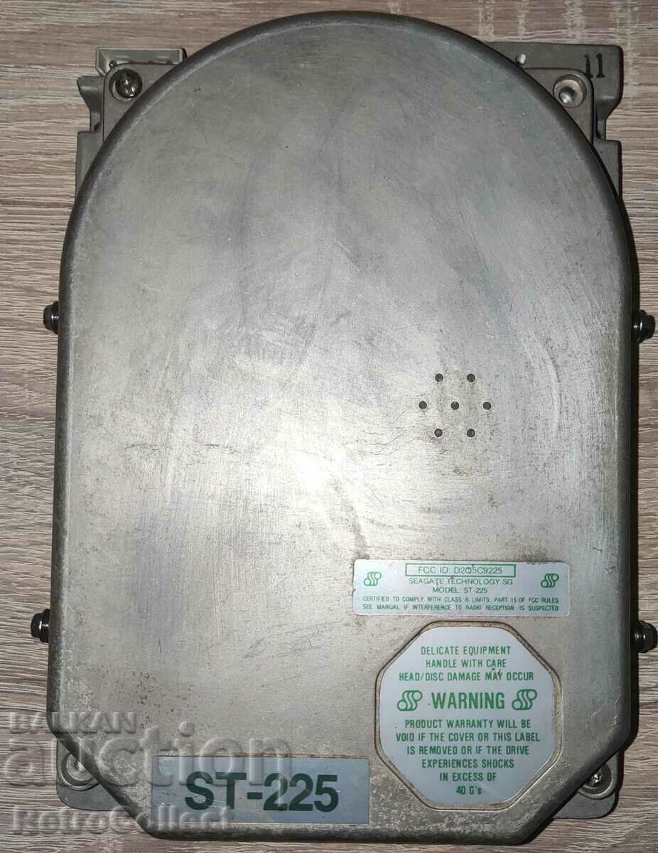 I am selling MFM hard disk ST-225 for Pravets 16 hard disk SEAGATE