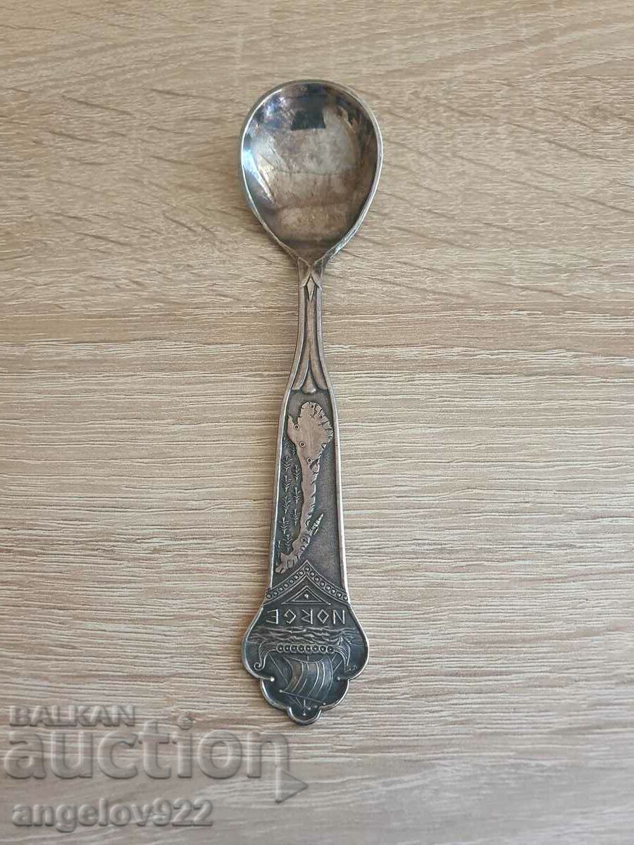 Sweet spoon!