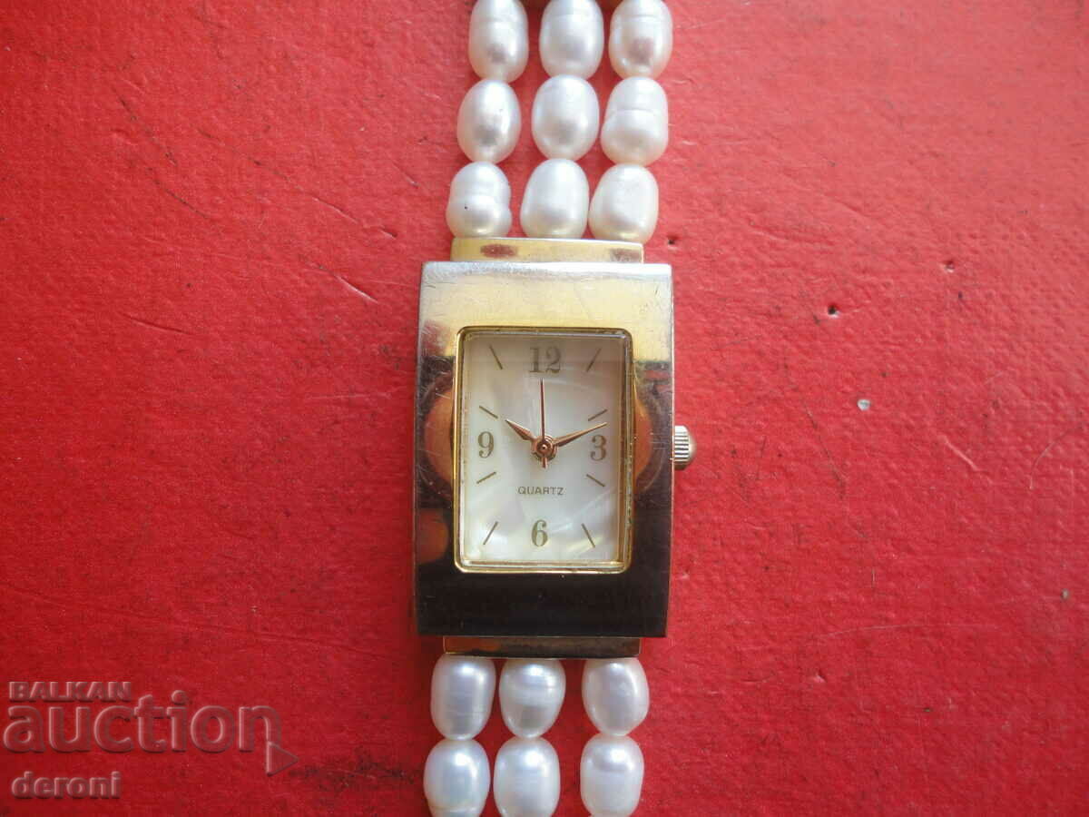 Δημοπρασία Γυναικείο ρολόι με πέρλες Δημοπρασία Γυναικείο ρολόι με πέρλες