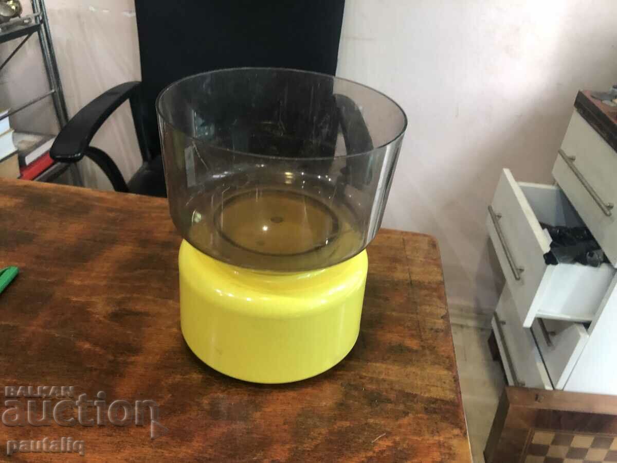 Auction OLD KITCHEN SCALE UP TO 2 KG Auction OLD KITCHEN SCALE UP TO 2 KG