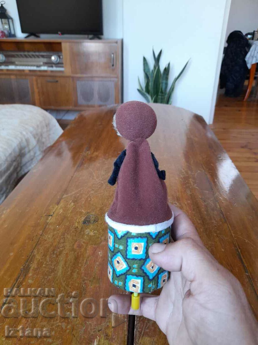 Old toy chicken - 5 Old toy chicken - 5