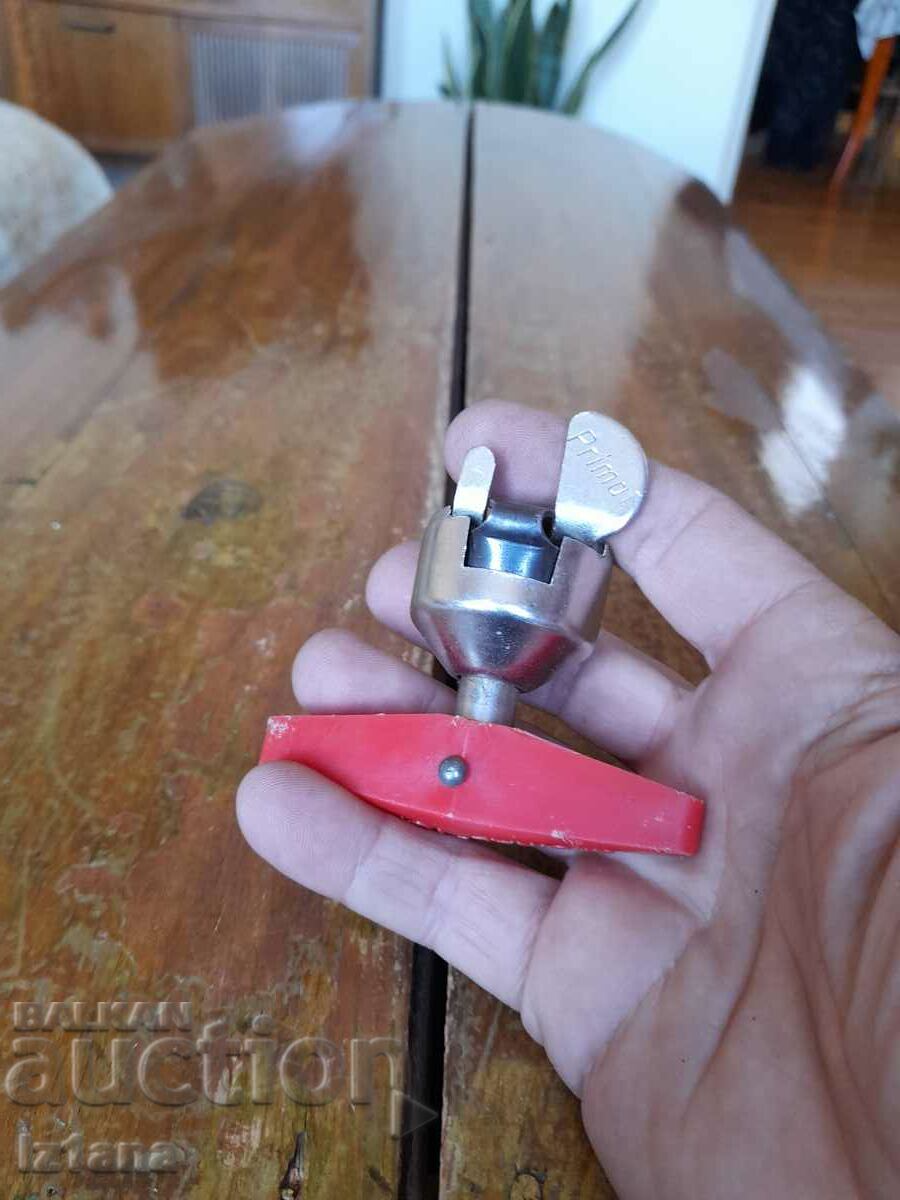 Old Original Torpados Primat can opener with price 22.00 BGN | € 11.25 Old Original Torpados Primat can opener with price 22.00 BGN | € 11.25