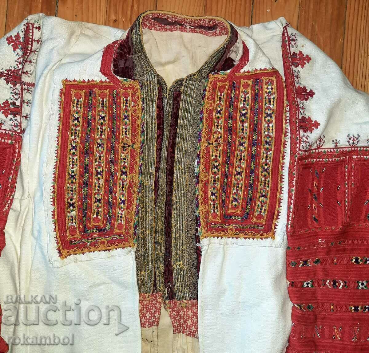 Macedonian women's shirt from the Miyashka region. with price 1800.00 BGN | € 920.33 Macedonian women's shirt from the Miyashka region. with price 1800.00 BGN | € 920.33