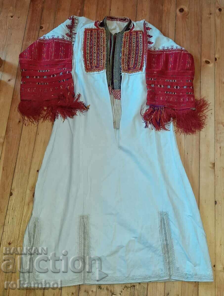 Delivery of Macedonian women's shirt from the Miyashka region. Delivery of Macedonian women's shirt from the Miyashka region.