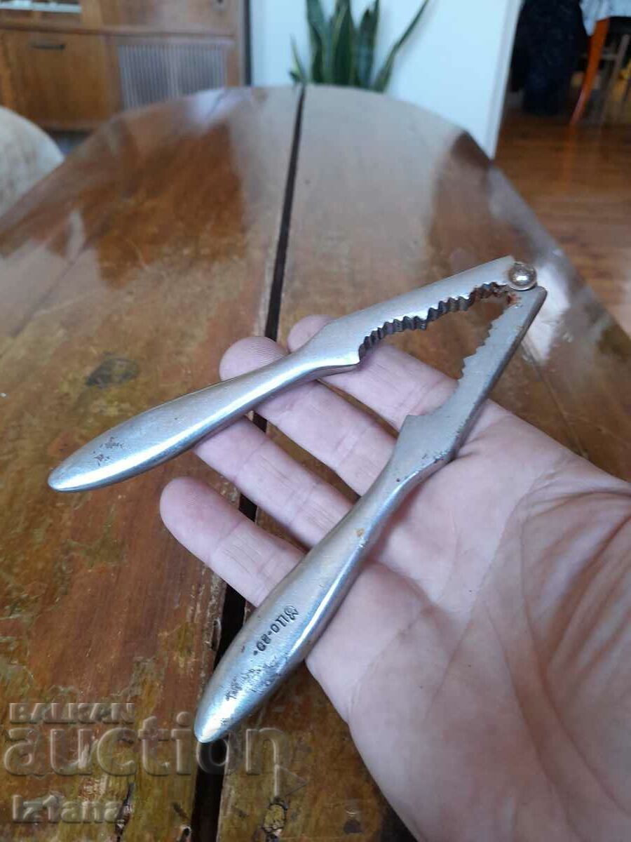 Licitație Spărgătorul de nuci vechi