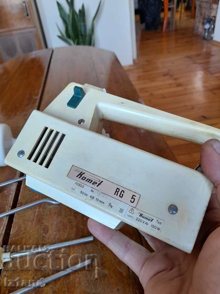 Baterie veche AKA Komet RG 5 cu preț 65.00 BGN | € 33.23 Baterie veche AKA Komet RG 5 cu preț 65.00 BGN | € 33.23