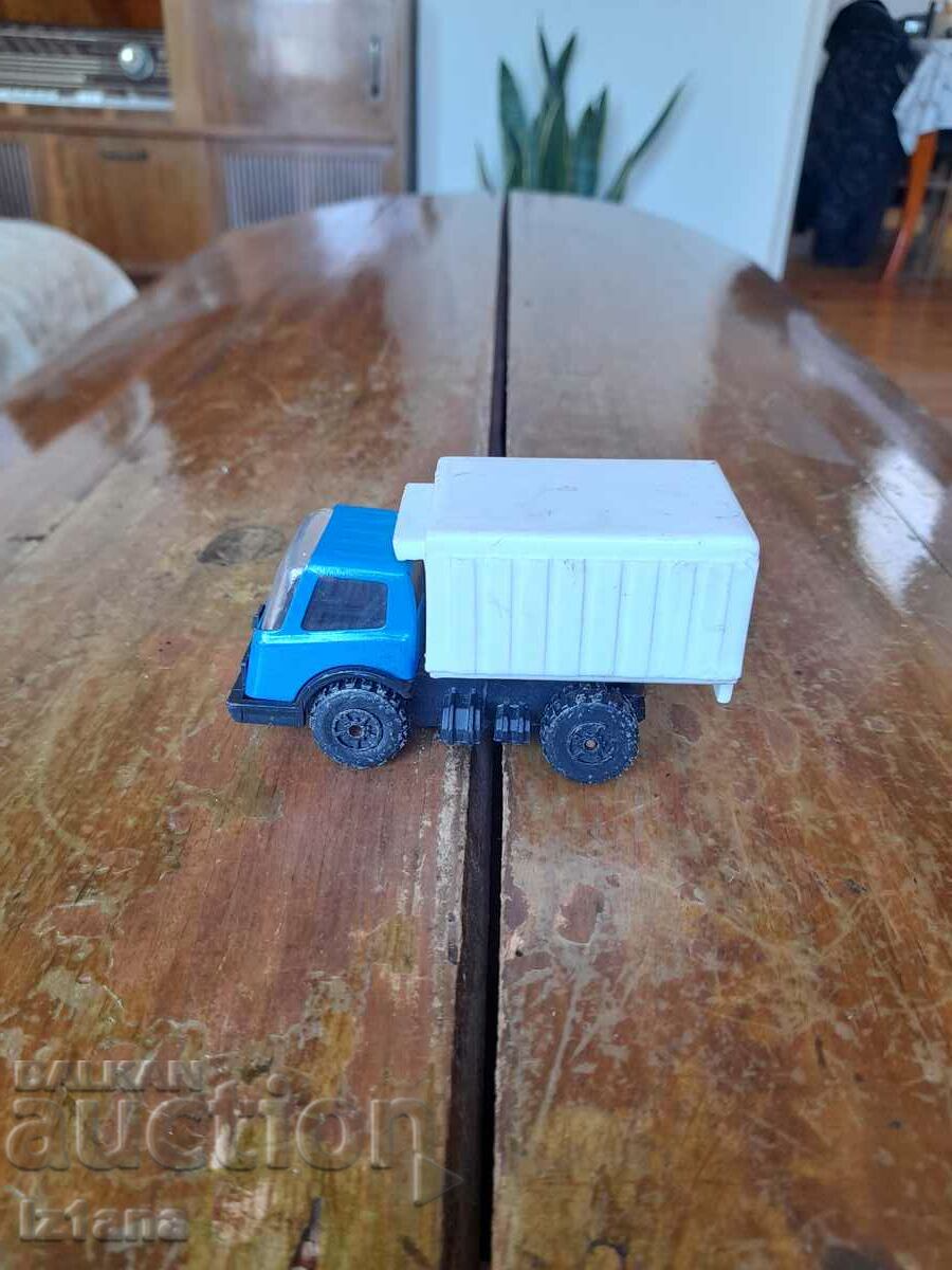 Delivery of Old Micro truck Delivery of Old Micro truck