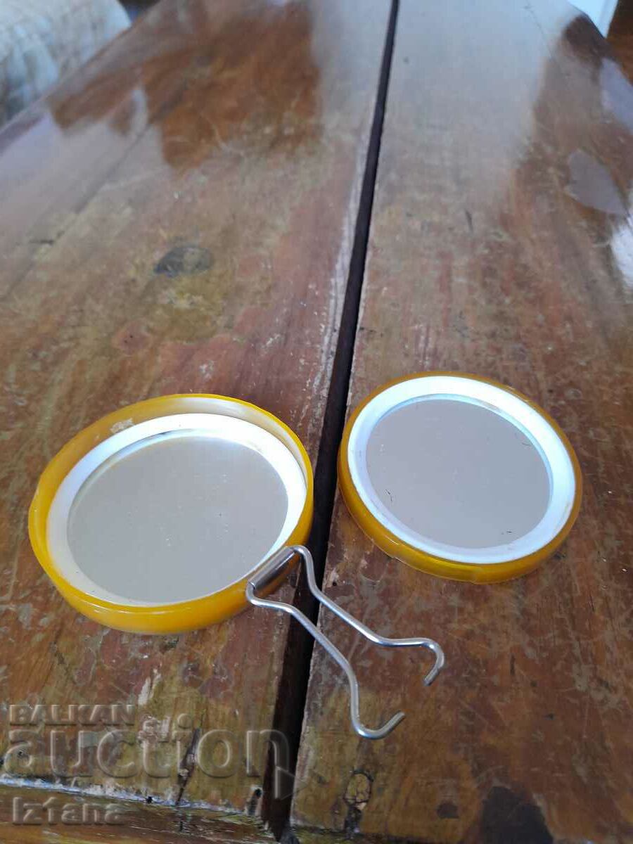 Licitație Oglindă de buzunar bătrână, oglindă Licitație Oglindă de buzunar bătrână, oglindă