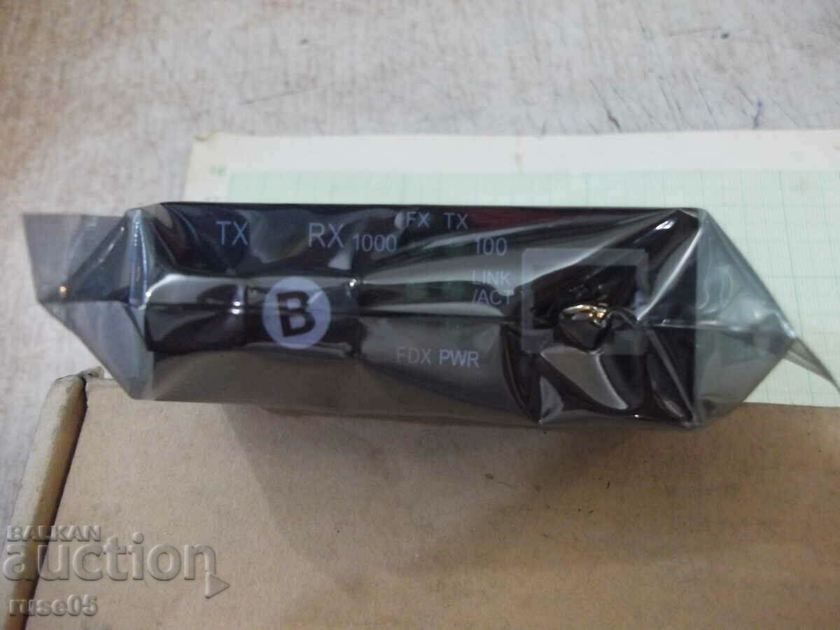 Livrarea Convertor media 10/100/1000 SM, 20 km, 1550 nm Fibră unică, LFP