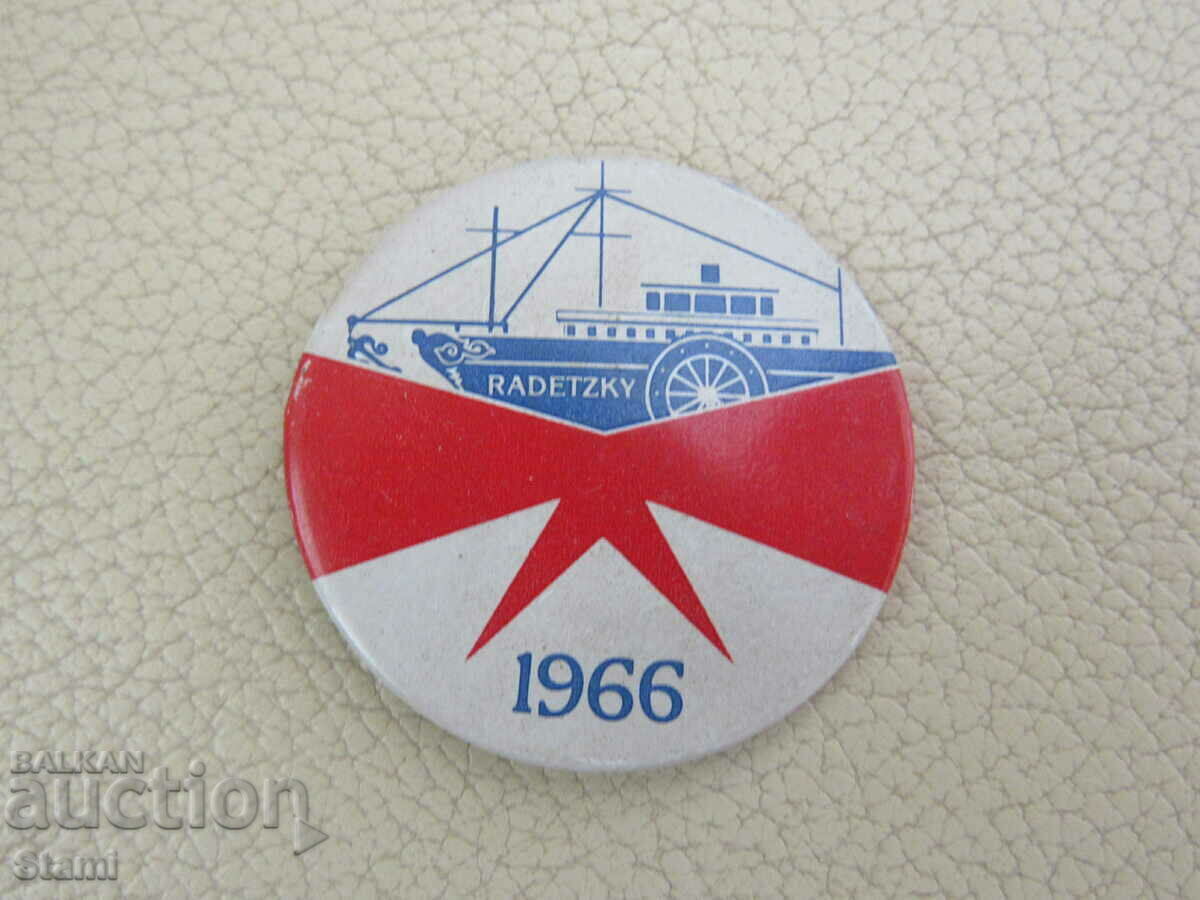 Badge: Radecki 1966 with price 7.50 BGN | € 3.83