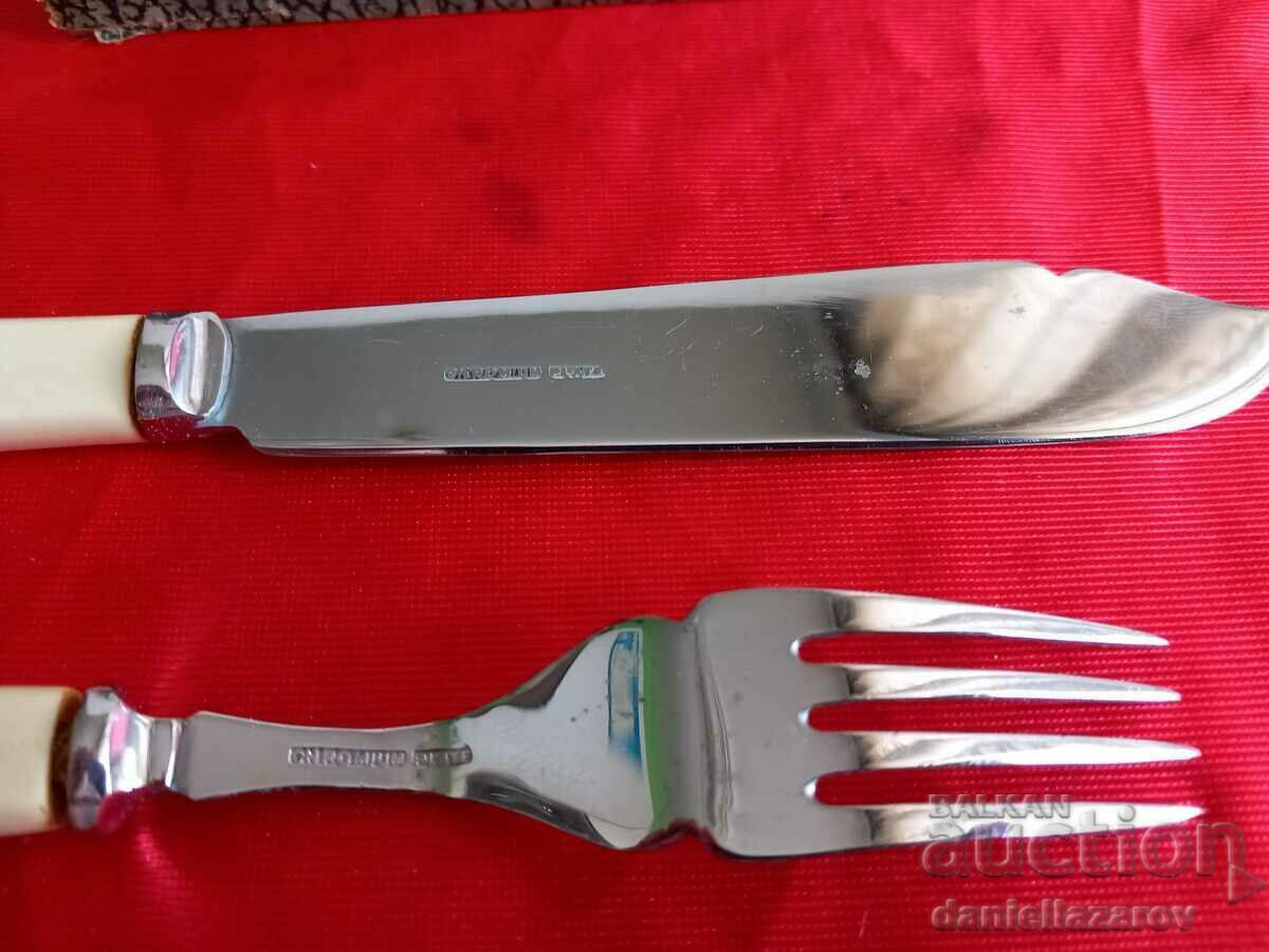 Παράδοση Vintage αγγλικά μαχαιροπίρουνα της δεκαετίας του 1930 Παράδοση Vintage αγγλικά μαχαιροπίρουνα της δεκαετίας του 1930