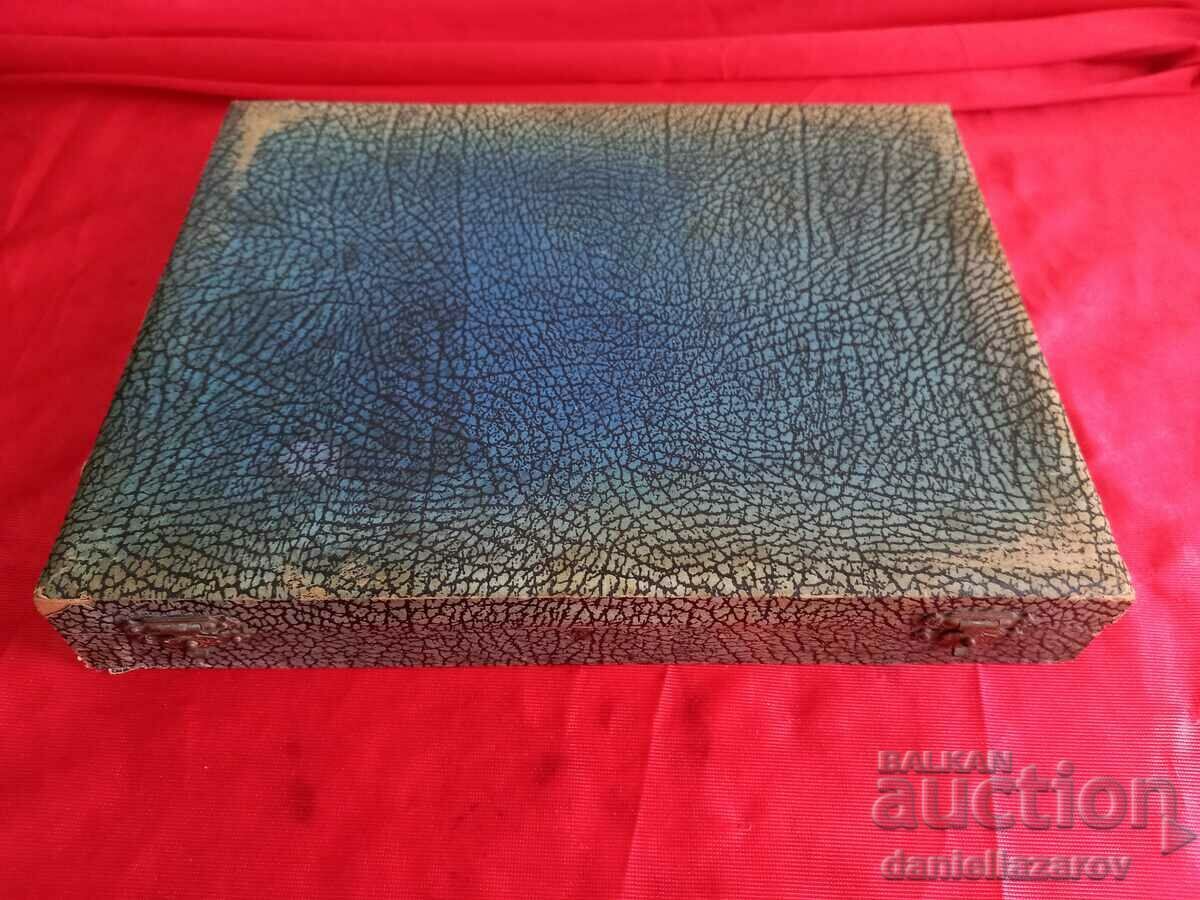 Vintage αγγλικά μαχαιροπίρουνα της δεκαετίας του 1930 - 7 Vintage αγγλικά μαχαιροπίρουνα της δεκαετίας του 1930 - 7