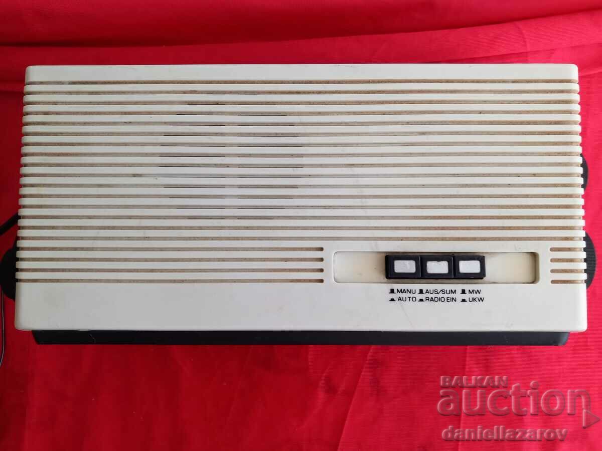 Delivery of Retro FLIP Radio Chavnik ASTROSOUND 1970s. Delivery of Retro FLIP Radio Chavnik ASTROSOUND 1970s.