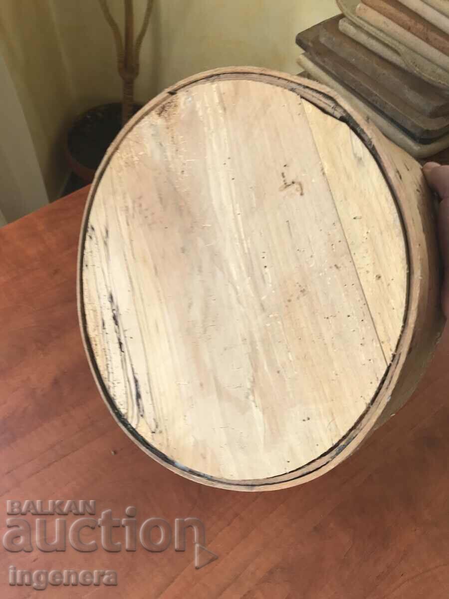 HIDDEN OLD WOODEN VESSEL FOR GRAIN AND FOOD CHINIK - 5 HIDDEN OLD WOODEN VESSEL FOR GRAIN AND FOOD CHINIK - 5