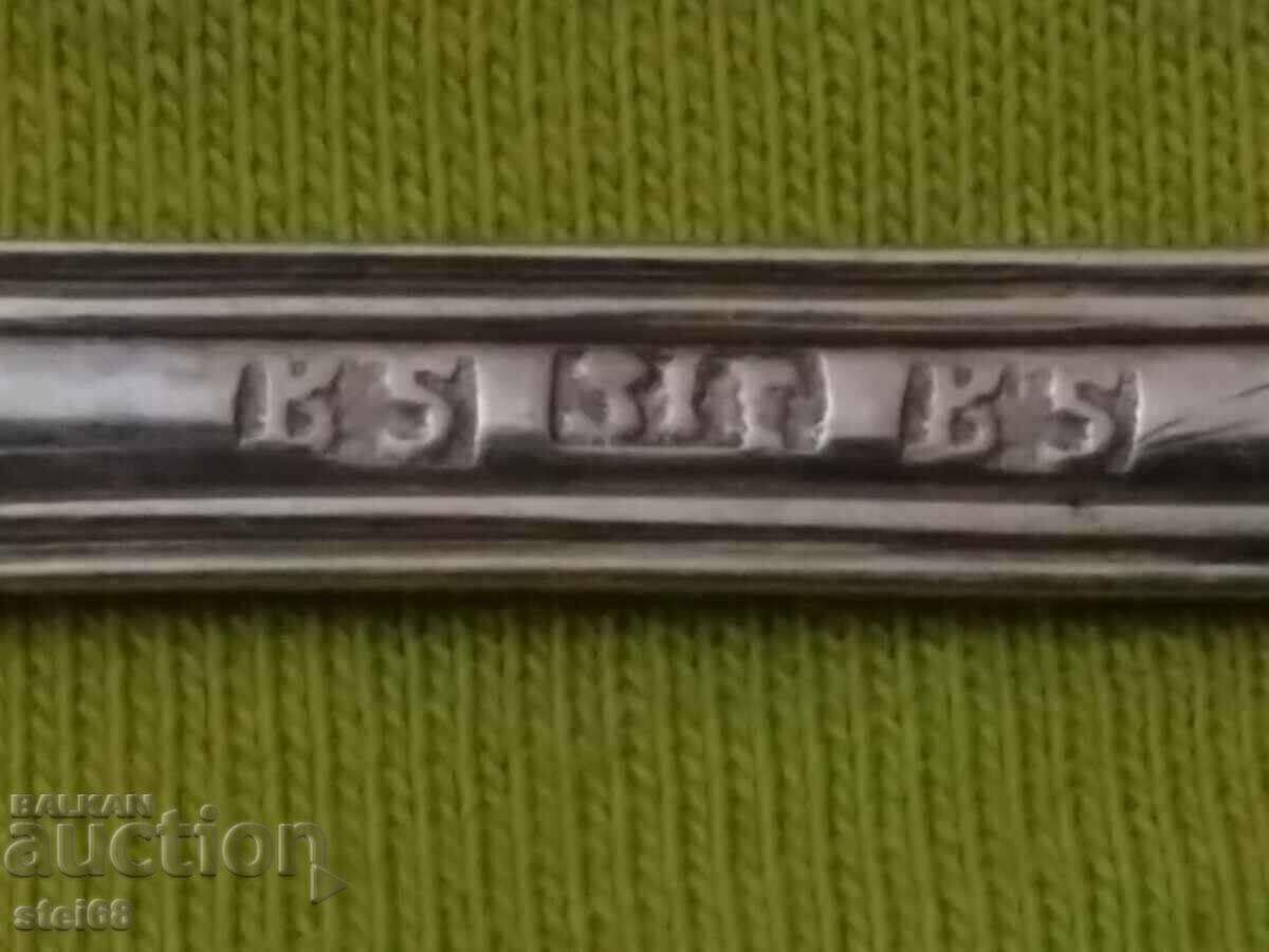 SILVER SPOON - 5 SILVER SPOON - 5