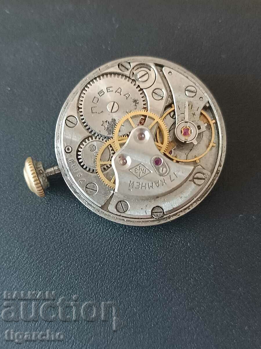 Sports watch winder - 5