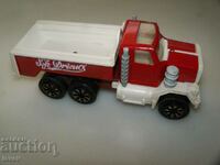 Old "Soft Drinks" tin truck