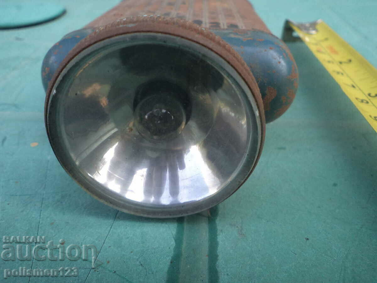 Delivery of FLASHLIGHT