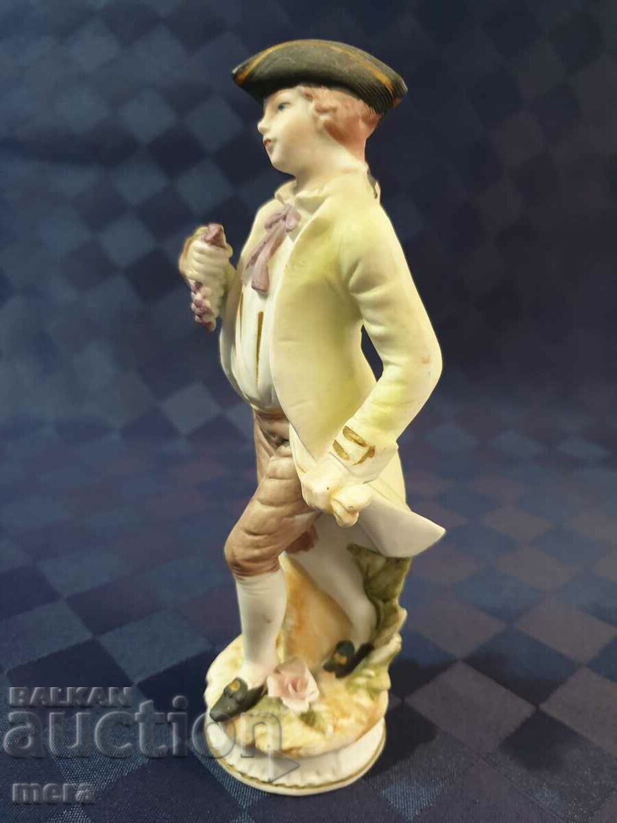Porcelain figure with price 35.00 BGN | € 17.90 Porcelain figure with price 35.00 BGN | € 17.90
